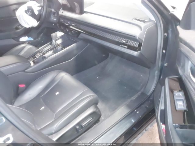 1HGCY2F83PA030842 Honda Accord Hybrid Touring