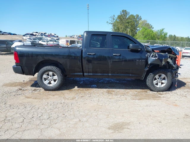 RAM 1500 Tradesman  4x4 6'4 Box 2018 1C6RR7FG2JS331802 Image 14