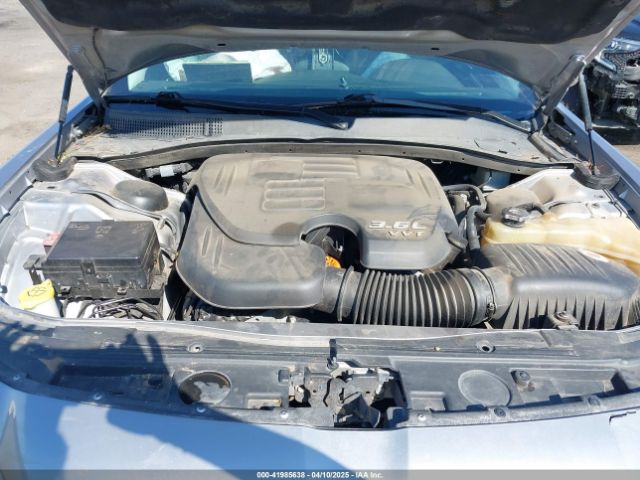 2C3CCAEG2HH565152 Chrysler 300C