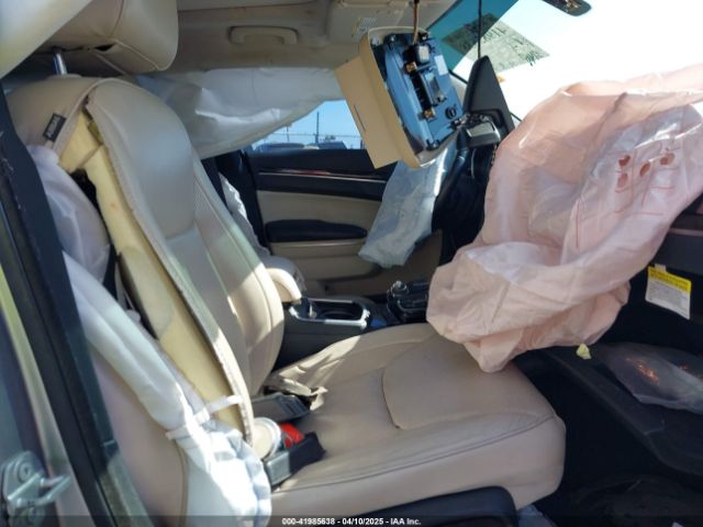 2C3CCAEG2HH565152 Chrysler 300C