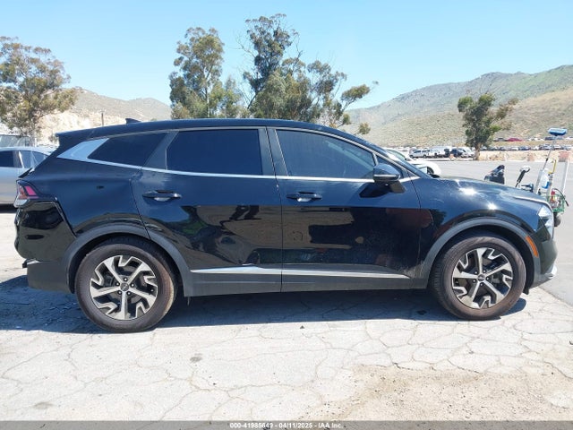 5XYK33AF1PG004356 KIA Sportage Ex
