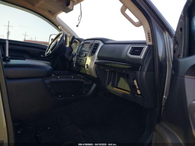 1N6BA1F43HN510554 Nissan Titan Xd Sv Diesel
