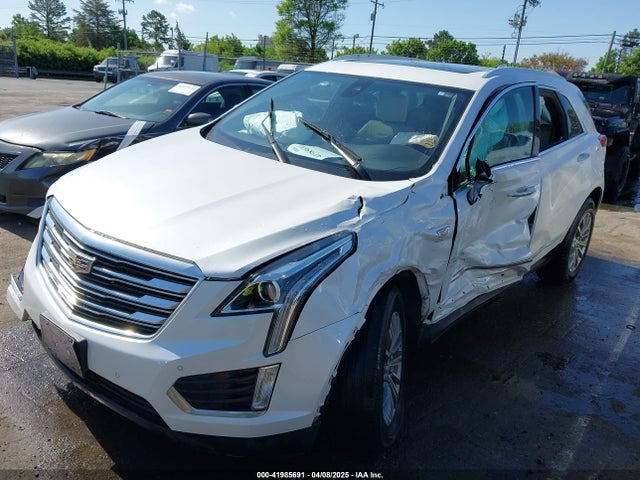 2017 CADILLAC XT5 1GYKNDRS8HZ202558 Photo 1