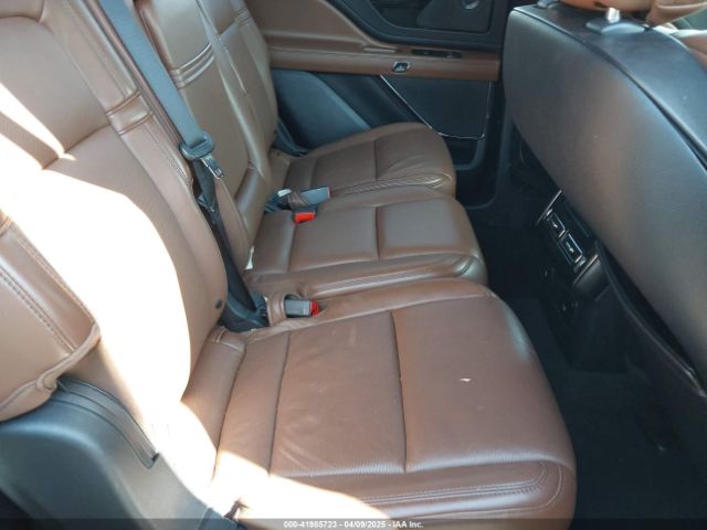 5LM5J7XC4LGL15397 Lincoln Aviator Reserve