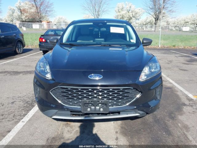 1FMCU9G64NUB16684 Ford ESCAPE SE