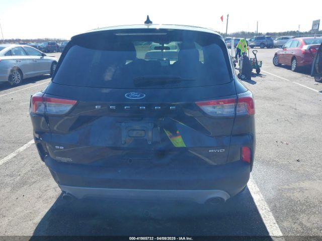1FMCU9G64NUB16684 Ford ESCAPE SE