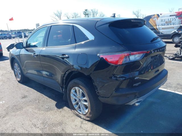 1FMCU9G64NUB16684 Ford ESCAPE SE