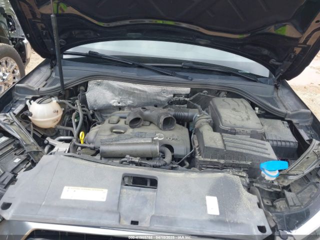 WA1GCCFS5HR015837 Audi Q3 2.0t Premium