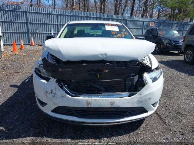 1FAHP2D80FG176157 Ford TAURUS SE
