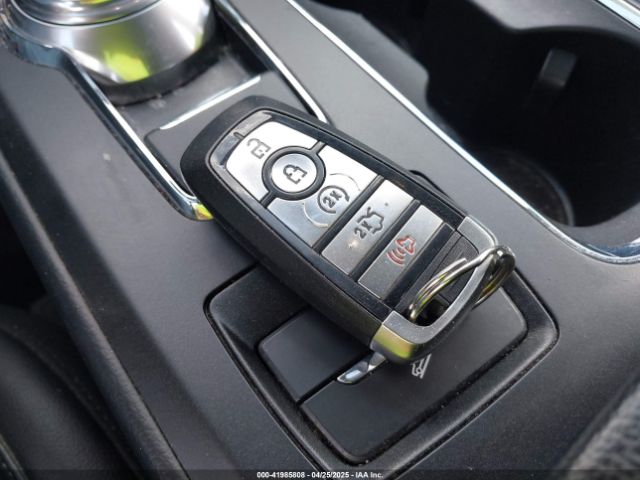 3FA6P0RU4LR148853 Ford Fusion Hybrid Titanium