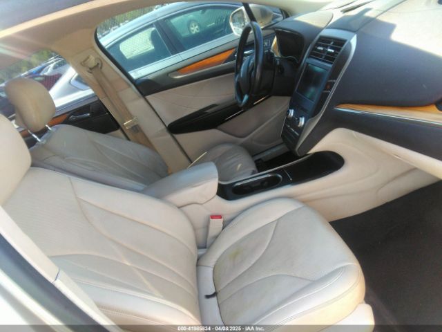 5LMCJ1A99FUJ41365 Lincoln MKC