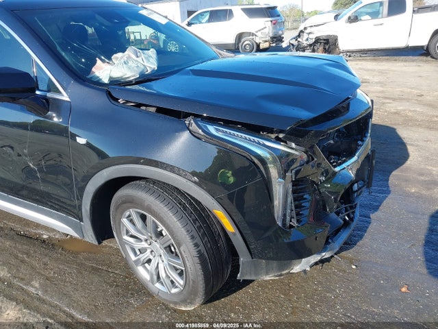 1GYFZCR43MF052422 Cadillac Xt4 Fwd Premium Luxury