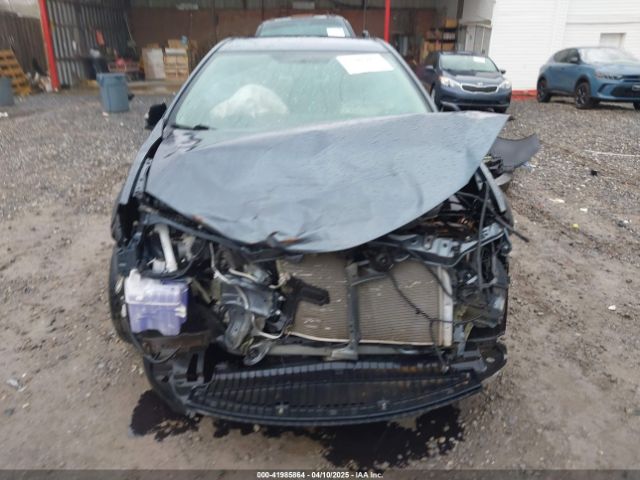 2T1BURHE1FC394141 Toyota COROLLA L