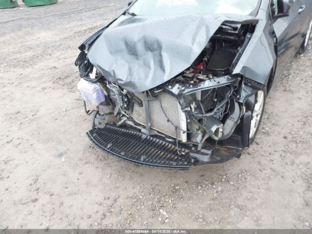 2T1BURHE1FC394141 Toyota COROLLA L