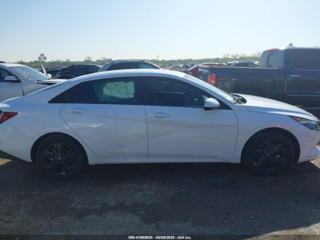 5NPLS4AG5NH060635 Hyundai ELANTRA SEL