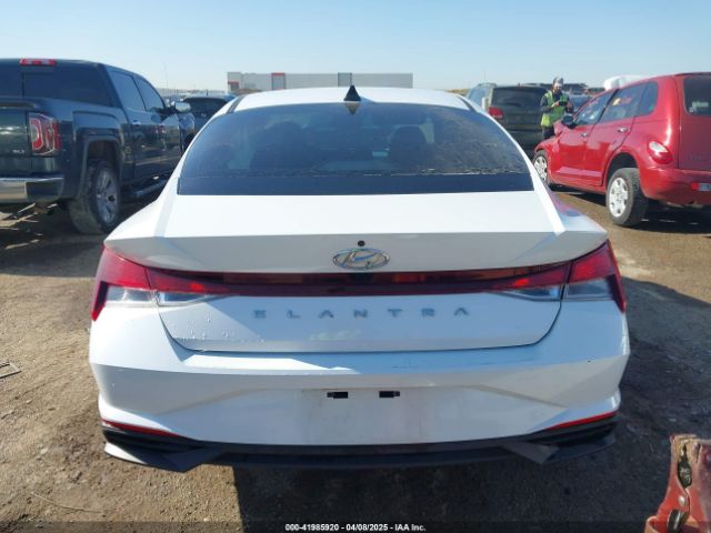 5NPLS4AG5NH060635 Hyundai ELANTRA SEL