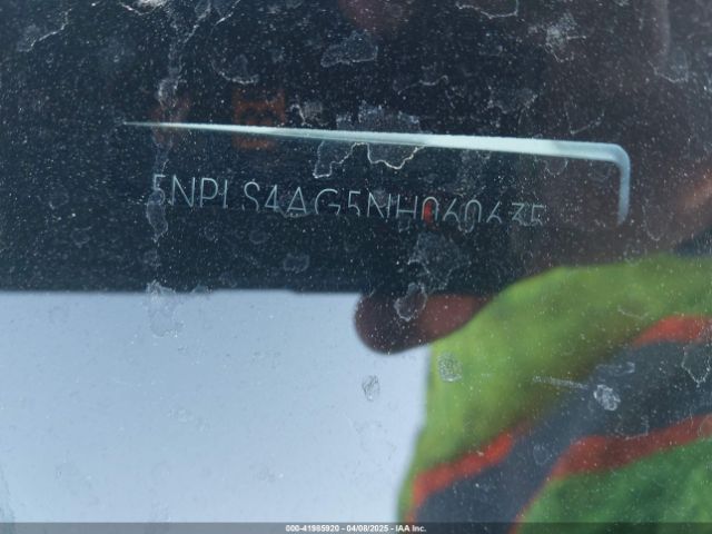 5NPLS4AG5NH060635 Hyundai ELANTRA SEL