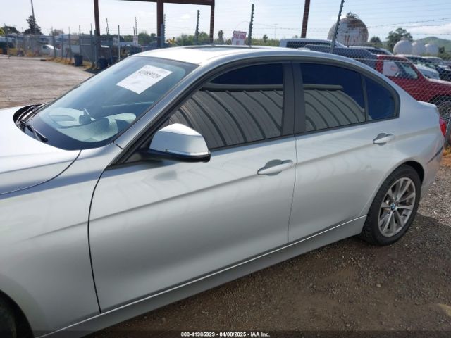 WBA8A9C5XGK619146 BMW 320i