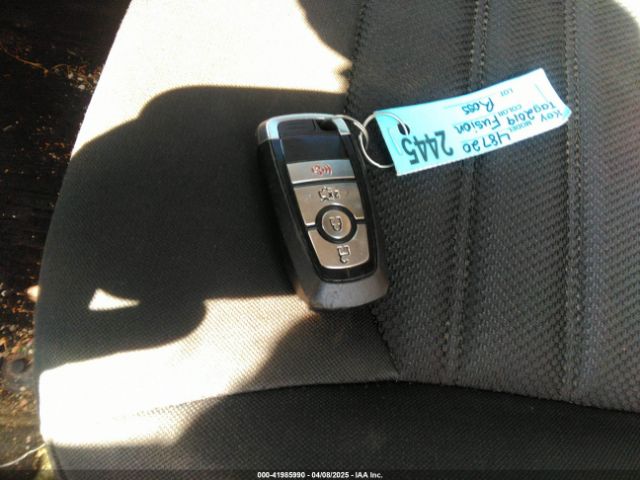 3FA6P0HD2KR186307 Ford FUSION SE