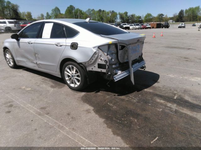 3FA6P0HD2KR186307 Ford FUSION SE