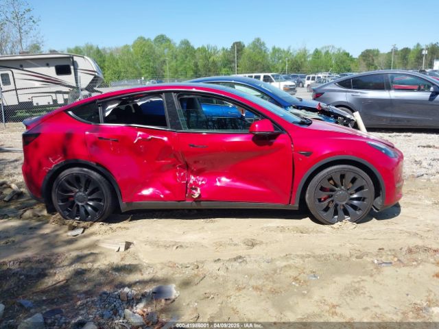 7SAYGDEFXNF513951 Tesla Model Y Performance Dual Motor All-wheel Drive