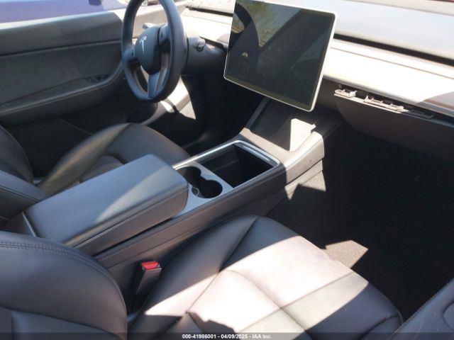 7SAYGDEFXNF513951 Tesla Model Y Performance Dual Motor All-wheel Drive