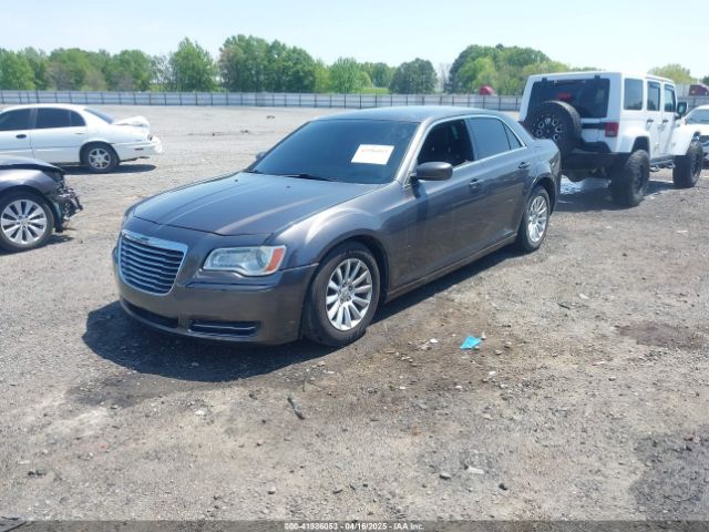 2C3CCAAG3EH237157 Chrysler 300