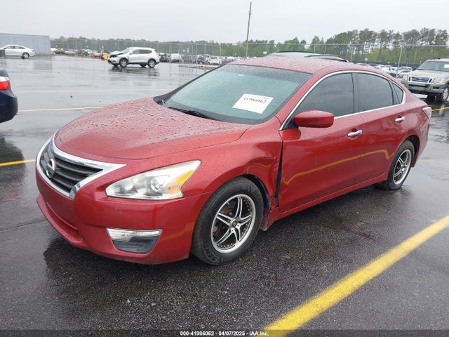 Nissan Altima 2.5 S 2015 1N4AL3AP0FC443304 Image 2
