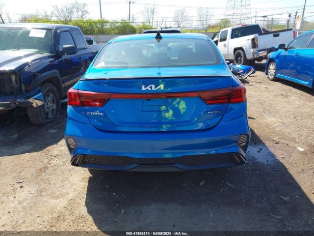 3KPF54AD4NE504277 KIA Forte Gt-line