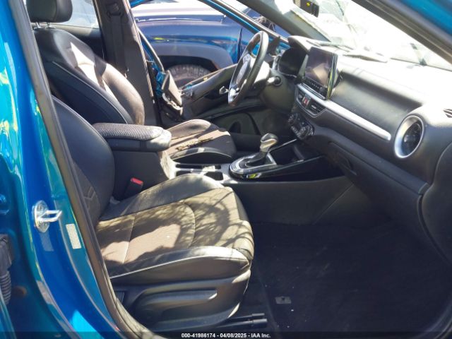 3KPF54AD4NE504277 KIA Forte Gt-line