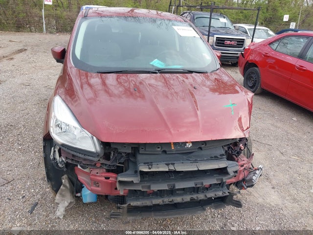 1FMCU9G95FUA10126 Ford ESCAPE SE