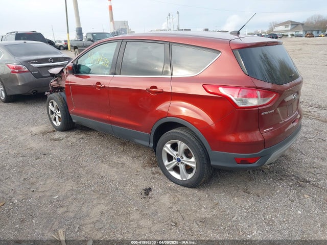1FMCU9G95FUA10126 Ford ESCAPE SE
