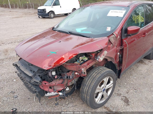 1FMCU9G95FUA10126 Ford ESCAPE SE