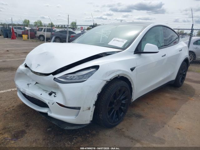 7SAYGDEE2NF403354 Tesla Model Y Long Range Dual Motor All-wheel Drive
