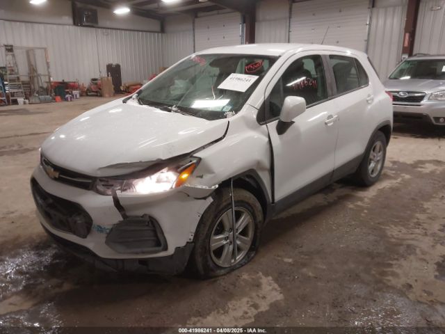 KL7CJNSB2JB694599 Chevrolet TRAX LS