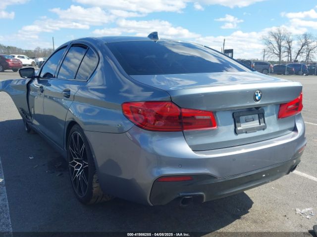 2018 BMW 530I WBAJA7C54JWA74490 Photo 2
