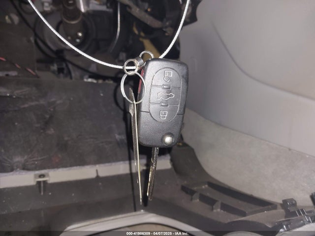 2004 AUDI A4 WAULC68E04A055889 Photo 10