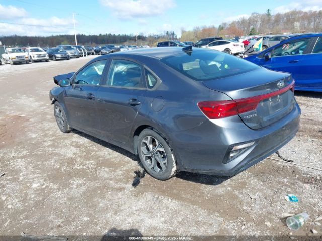 3KPF24AD7ME266867 KIA Forte Lxs