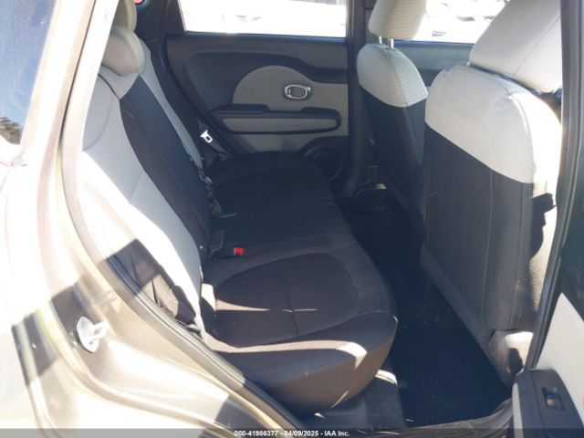 KNDJN2A27G7270295 KIA Soul