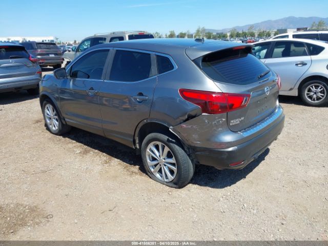 JN1BJ1CP4JW184672 Nissan Rogue Sport S