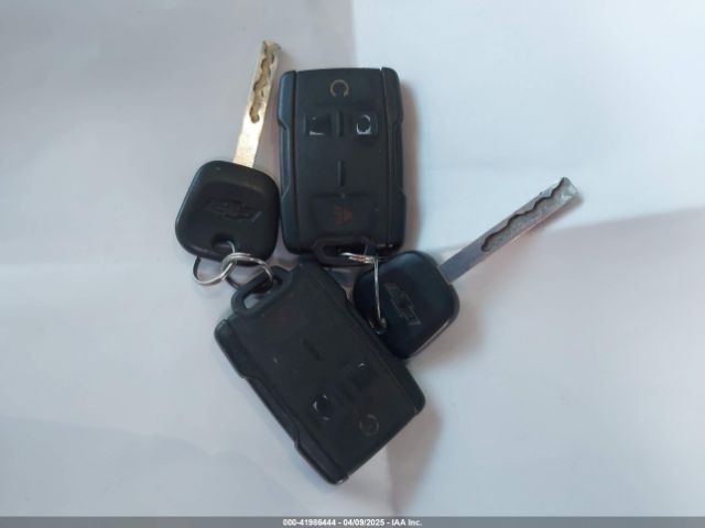 1GCVKREC2GZ137552 Chevrolet Silverado 1500 2lt