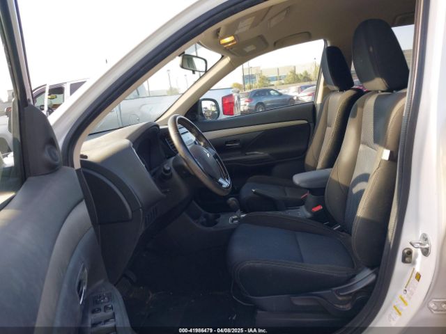 JA4AD2A36GZ062256 Mitsubishi Outlander Es