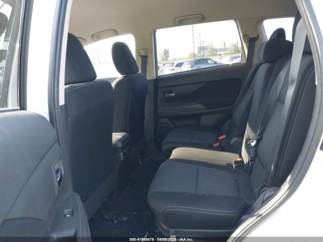 JA4AD2A36GZ062256 Mitsubishi Outlander Es