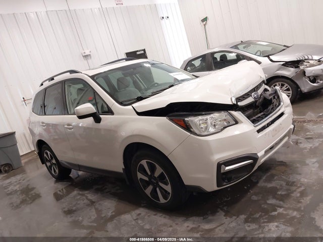 JF2SJAEC3JH545872 Subaru Forester 2.5i Premium
