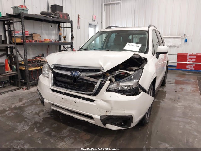 JF2SJAEC3JH545872 Subaru Forester 2.5i Premium