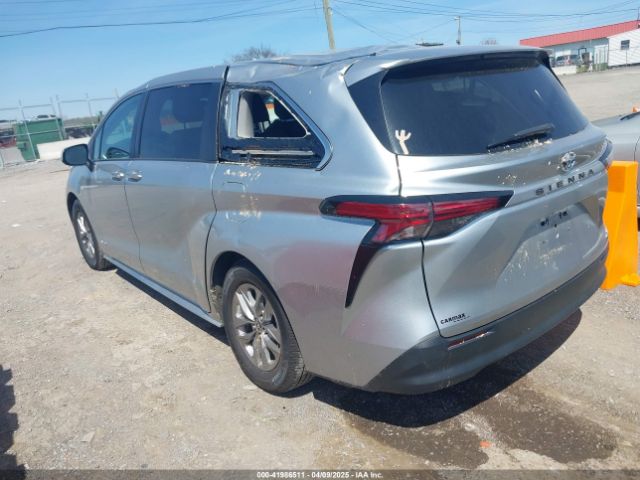 5TDKRKEC0MS028137 Toyota SIENNA LE