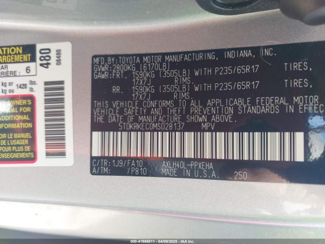 5TDKRKEC0MS028137 Toyota SIENNA LE