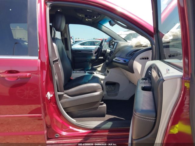 2C4RDGCG6HR581664 Dodge Grand Caravan Sxt