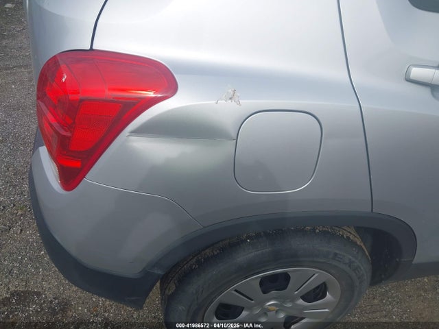 3GNCJKSB0FL256520 Chevrolet Trax 1ls