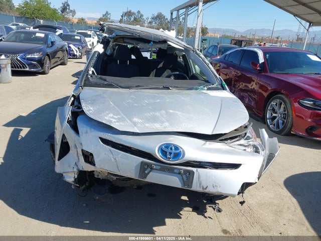 JTDKARFU0G3504772 Toyota Prius Three